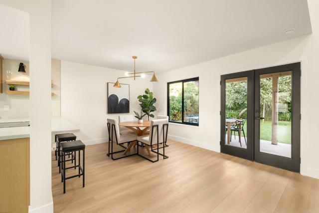 Detail Gallery Image 8 of 31 For 6844 Urubu St, Carlsbad,  CA 92009 - 3 Beds | 3 Baths