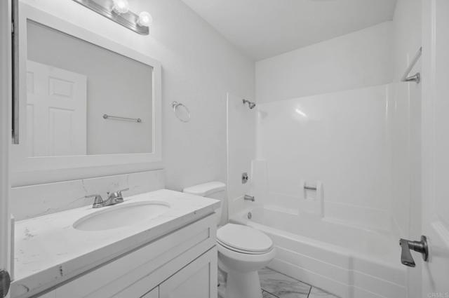 Detail Gallery Image 11 of 15 For 3522 Thunder Dr, Oceanside,  CA 92056 - 3 Beds | 2 Baths