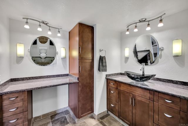 6755 Caminito Del Greco, San Diego CA: https://media.crmls.org/mediaz/55aacbbe-c527-4cda-99c0-50d20a54ebe5.jpg