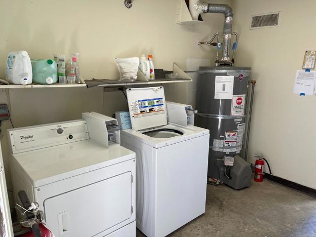 Image 24 of 26 For 4418 Hamilton