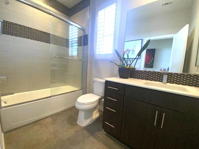 312 Bridgewater Way, Gardena CA: https://media.crmls.org/mediaz/55ab6df6-fbbd-48c3-b81a-da629a8c3be2.jpg