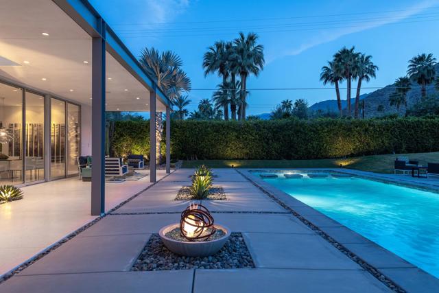 633 N Belardo Road, Palm Springs CA: https://media.crmls.org/mediaz/55ac78ef-c935-4a44-b9f7-6aabb7381d69.jpg