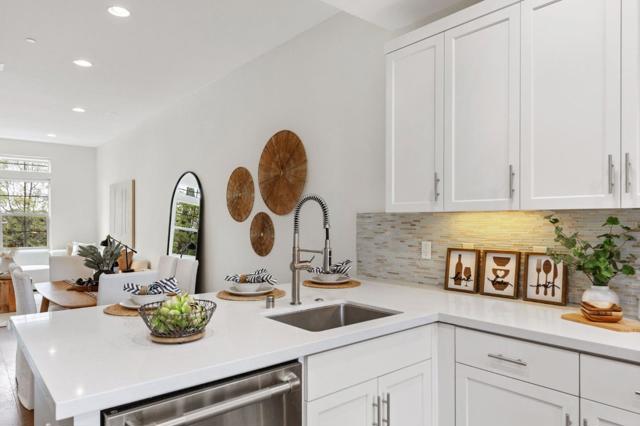 408 E 28th Avenue, San Mateo CA: https://media.crmls.org/mediaz/55acc428-3219-4d5c-b11e-49d0a49e1d90.jpg