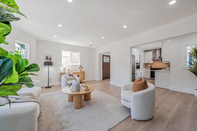 452 Irvington Street, Daly City CA: https://media.crmls.org/mediaz/55ad214f-bdb1-49a7-a76e-0a403eb981c1.jpg