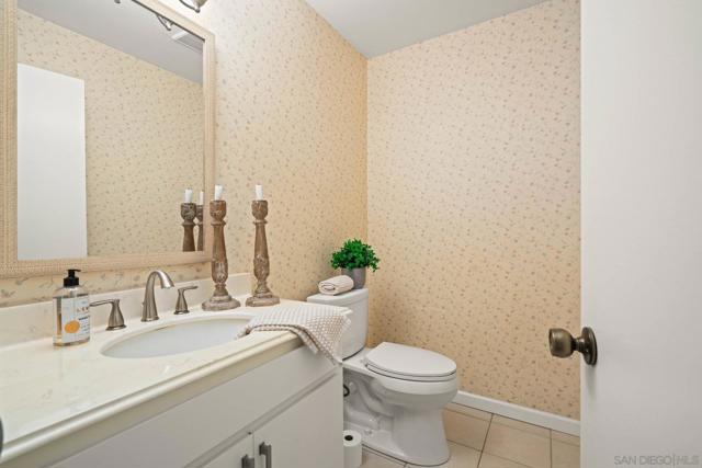 14105 Durhullen Dr, Poway CA: https://media.crmls.org/mediaz/55adb4e2-b16e-4a92-a07f-6b699132b333.jpg