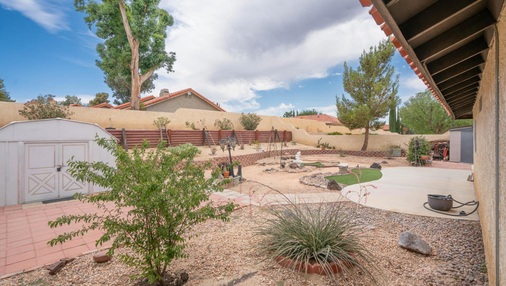 56889 Navajo Trail