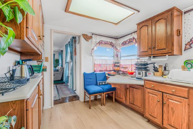 Detail Gallery Image 14 of 31 For 403 N L St, Oxnard,  CA 93030 - 3 Beds | 2 Baths
