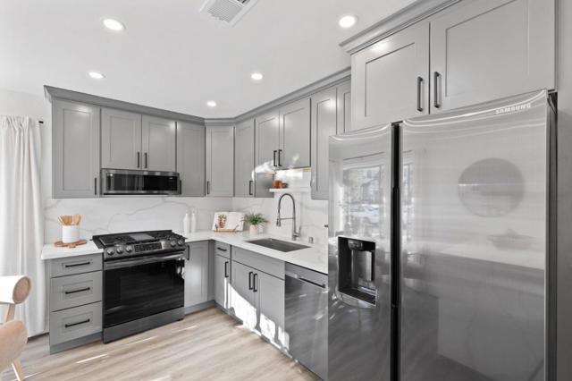 223 S Humboldt Street, San Mateo CA: https://media.crmls.org/mediaz/55ae6b1d-3ed2-4809-9dae-f0ef816978c0.jpg