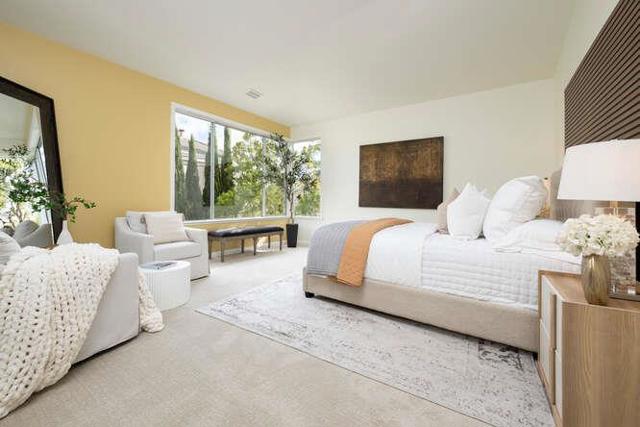 816 Corriente Point Drive,  CA: https://media.crmls.org/mediaz/55ae8839-6b80-497a-ab27-0b5f47aad17d.jpg