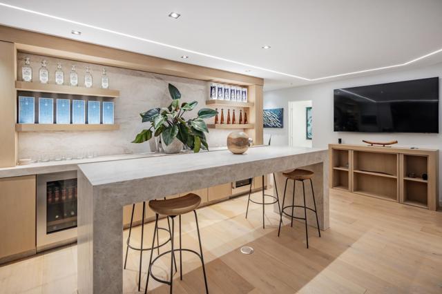 Image 30 of 47 For 2516 San Elijo Ave