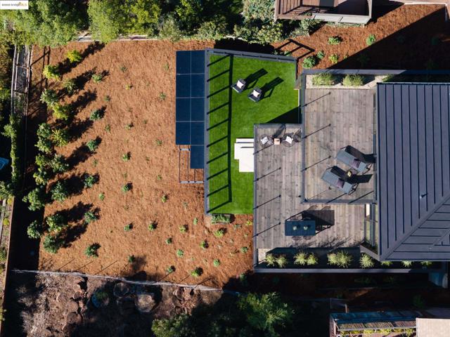 Image 28 of 60 For 1136 Keith Ave