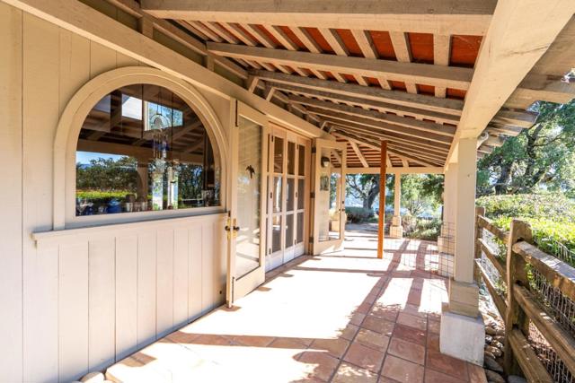31 Asoleado Place, Carmel Valley CA: https://media.crmls.org/mediaz/55b4cb7c-c1a2-4ebf-b8aa-175e904a2611.jpg