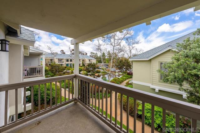 12213 Carmel Vista Rd, San Diego CA: https://media.crmls.org/mediaz/55b65c12-71f4-4549-bfe8-958f1eb78d08.jpg