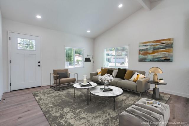 Detail Gallery Image 2 of 56 For 215 Brett Pl, Escondido,  CA 92027 - 4 Beds | 2 Baths