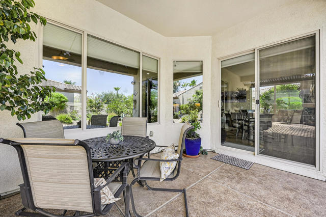 81662 Corte Valdemoro, Indio CA: https://media.crmls.org/mediaz/55b7aea8-62e0-43dc-87b2-f16fb6137abc.jpg