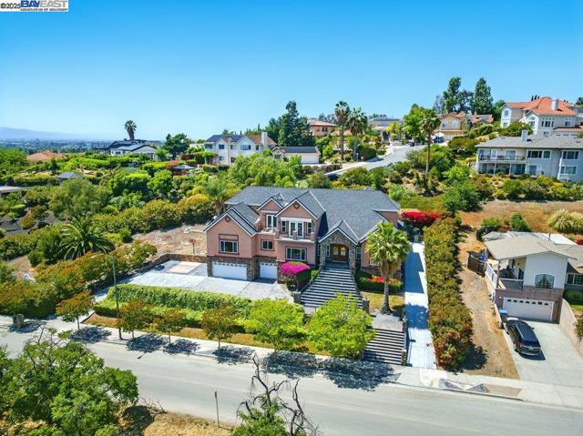 3405 Story Lane, San Jose CA: https://media.crmls.org/mediaz/55b87e9b-eda2-4f7b-aa75-e87879d4f71b.jpg
