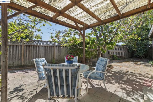 Image 31 of 46 For 35446 Cleremont Dr