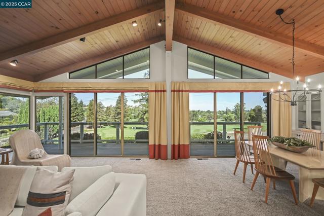 554 Golf Club Road, Pleasant Hill CA: https://media.crmls.org/mediaz/55b94378-f5b1-4098-9d30-5b7aa55ab0b0.jpg