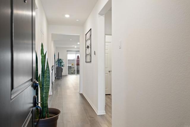 25709 Buckeye Meadow Lane, Homeland CA: https://media.crmls.org/mediaz/55ba27d8-a628-4fff-abc7-6232469174b4.jpg