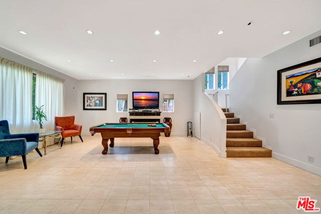 14916 Hesby Street, Sherman Oaks CA: https://media.crmls.org/mediaz/55ba6cf7-383e-40a4-ad4d-ad8459328f45.jpg