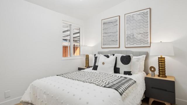 1009 Candlewood Avenue, Sunnyvale CA: https://media.crmls.org/mediaz/55bababf-8e24-431e-811c-0cba33702833.jpg