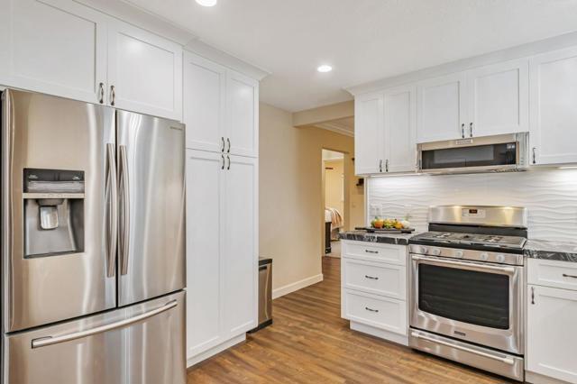 2569 Borax Drive, Santa Clara CA: https://media.crmls.org/mediaz/55babf6c-c071-4ca5-91a1-30488202e040.jpg