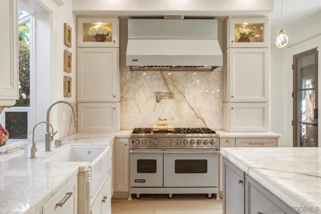 388 Bonair St - photo 3