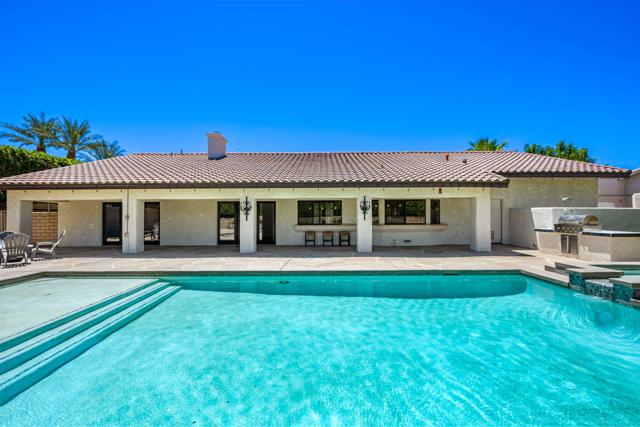 79540 Bermuda Dunes Drive, Bermuda Dunes CA: https://media.crmls.org/mediaz/55bbc524-2f4a-4718-ae15-d3f2befd8062.jpg