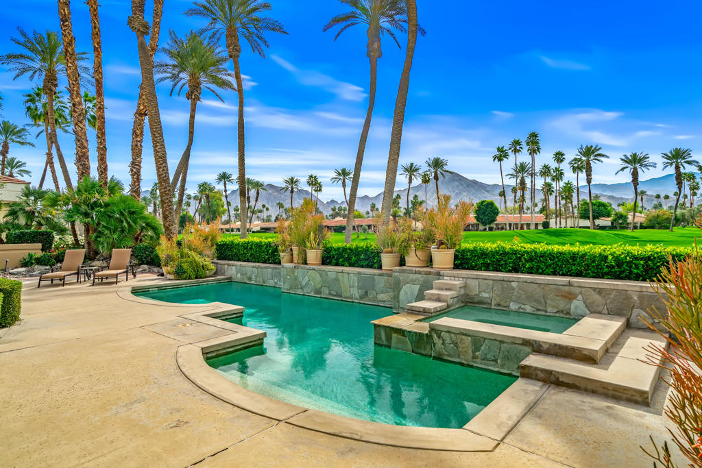 75611 Camino De Paco