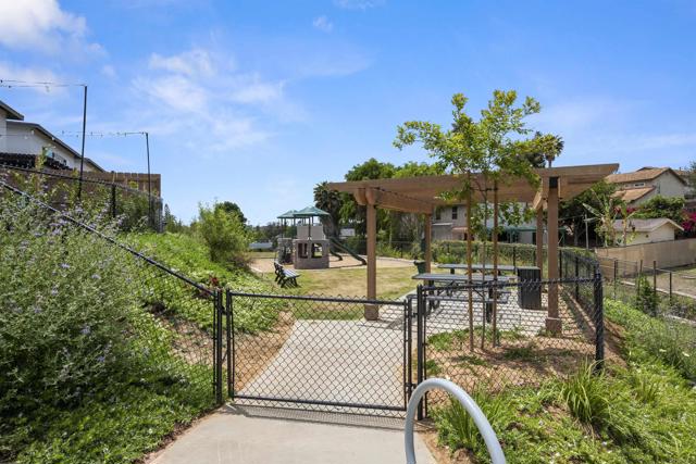 Detail Gallery Image 40 of 43 For 2210 Bonita Court, Lemon Grove,  CA 91945 - 3 Beds | 2/1 Baths
