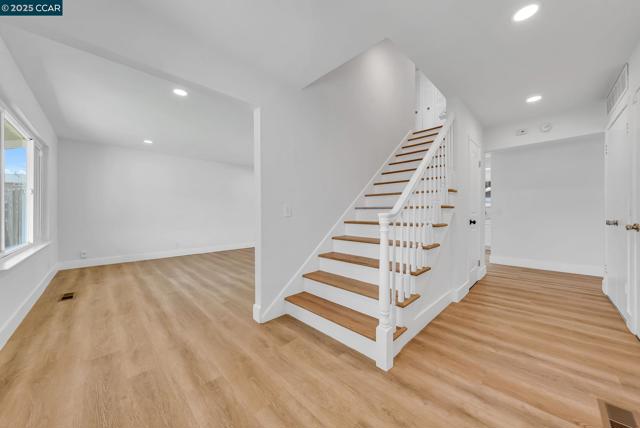 37643 Crocus Ct, Newark CA: https://media.crmls.org/mediaz/55bcae24-df68-4172-8ecf-ce0567bcf1e3.jpg