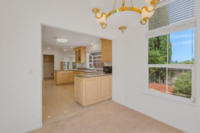 12189 Parker Ranch Road, Saratoga CA: https://media.crmls.org/mediaz/55bd19c7-2c82-43d3-b102-3e45cdcba809.jpg