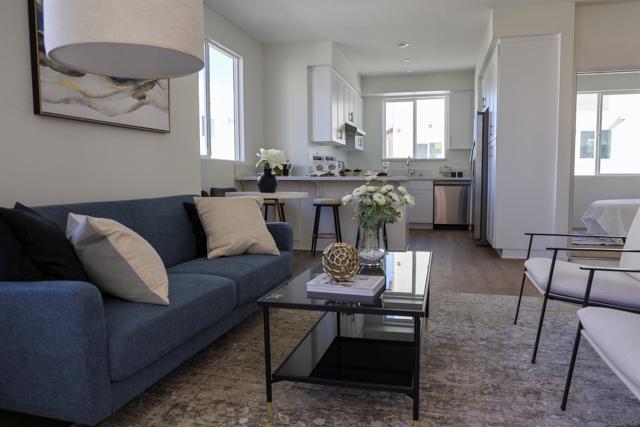 5282 Naranja Street 11, San Diego CA: https://media.crmls.org/mediaz/55bd870a-f820-407a-9f8d-142505c1064e.jpg