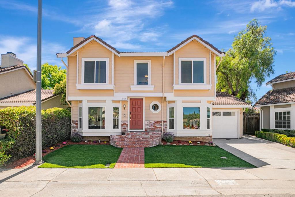 1045 Alamitos Creek Drive