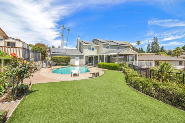 17365 Oak Leaf Drive, Morgan Hill CA: https://media.crmls.org/mediaz/55bf856d-4890-4325-a1c6-46d4e4c8bab5.jpg