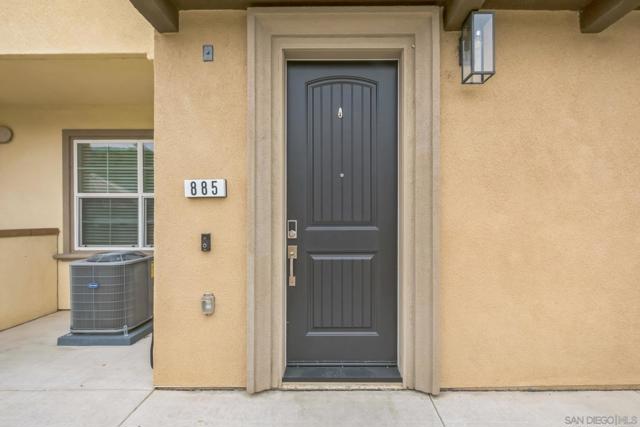 885 Blackstone, San Marcos CA: https://media.crmls.org/mediaz/55bf8ff0-97c5-4479-bd08-060c2e506734.jpg