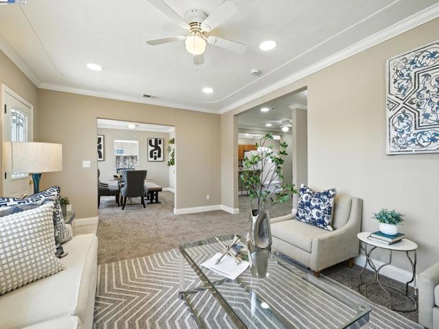 80 Pickford Ave, San Jose CA: https://media.crmls.org/mediaz/55bf93cc-4adb-4fc4-86f7-f5ae6a301d2a.jpg