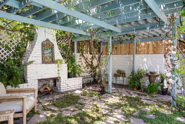 1159 N Chester Avenue, Pasadena CA: https://media.crmls.org/mediaz/55c01962-d577-430b-84e3-823bab9e315e.jpg