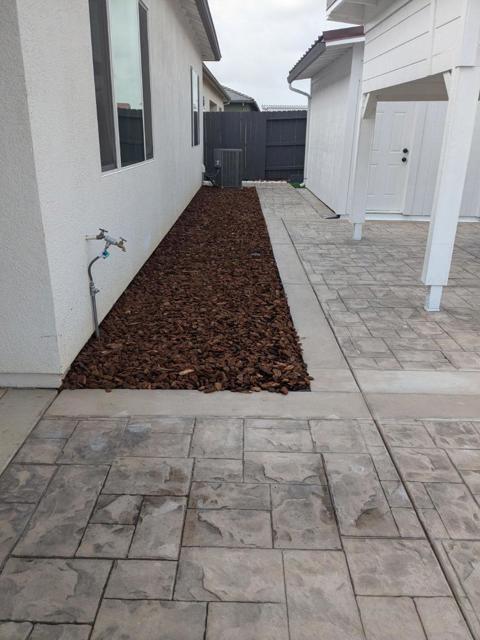 4860 Royal Lily Avenue, Roseville CA: https://media.crmls.org/mediaz/55c08a9b-0984-4813-beb6-f7dc1ab0952e.jpg