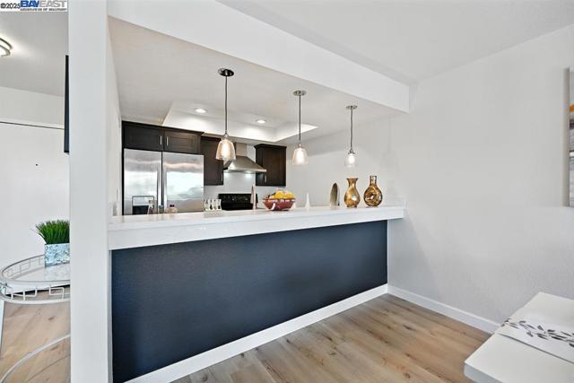 456 Mariners Island Blvd, San Mateo CA: https://media.crmls.org/mediaz/55c22a71-37d9-4b3a-9545-98d9bed7ecfa.jpg