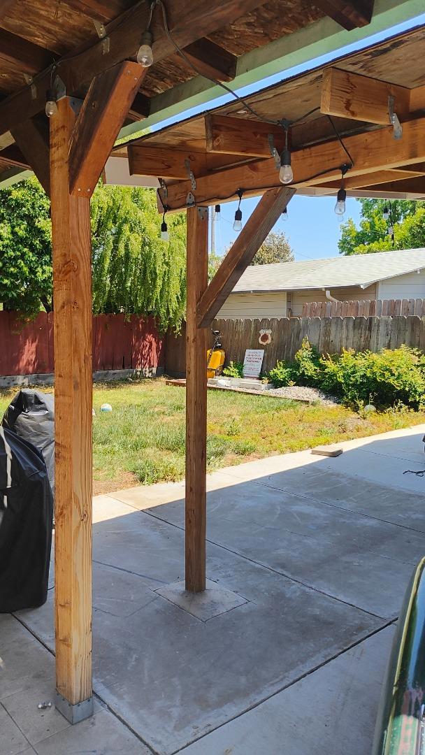 713 7th Street, Hollister CA: https://media.crmls.org/mediaz/55c2f470-6966-4d11-bd0b-b9f5a7f08fee.jpg