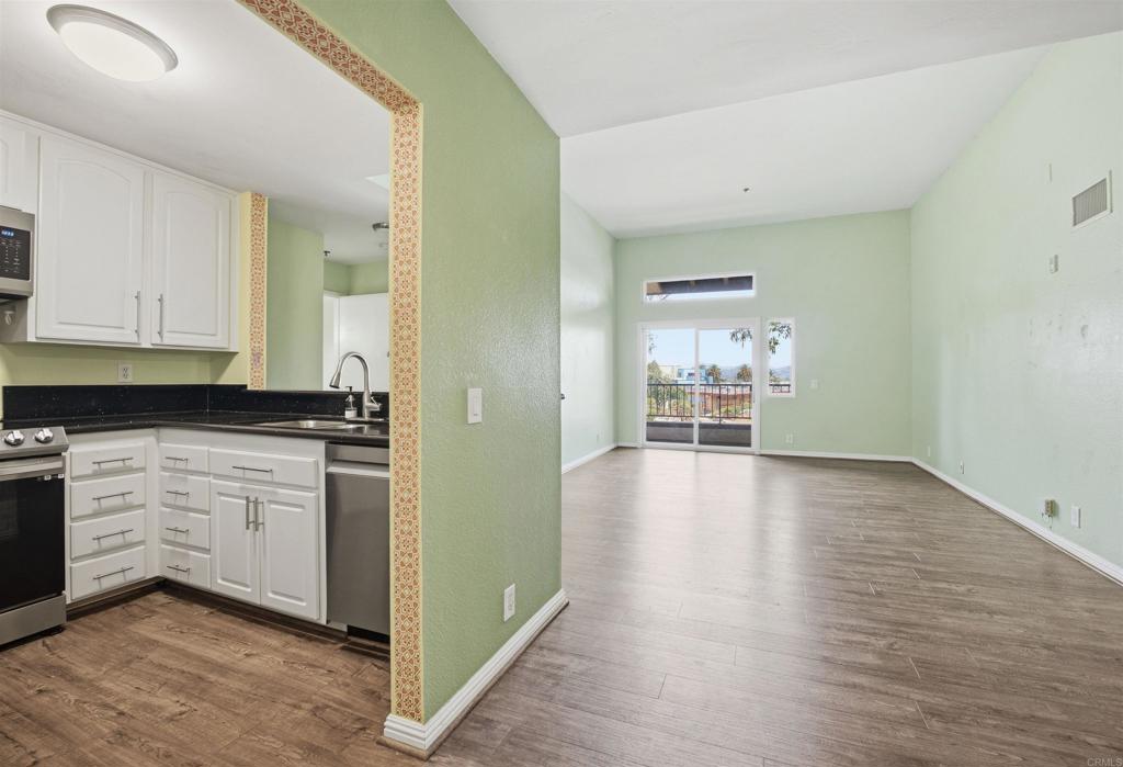 3955 Faircross Place - photo 7