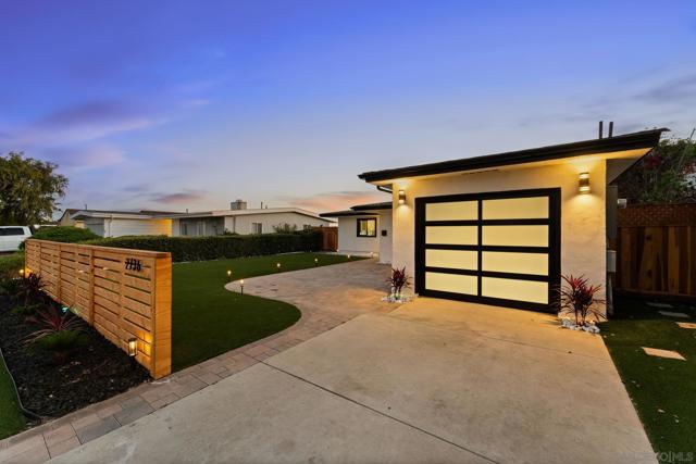 2736 Burgener Blvd, San Diego CA: https://media.crmls.org/mediaz/55c35e75-43eb-460c-a70c-6ab3e89ada29.jpg
