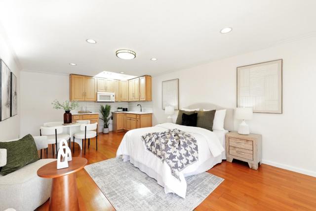 110 Manzanita Avenue, South San Francisco CA: https://media.crmls.org/mediaz/55c415e4-8eed-4c3e-bb1d-25b8410a78e6.jpg