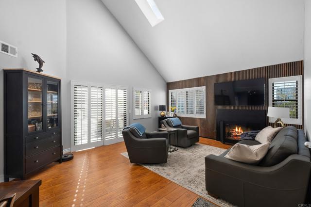 Image 6 of 38 For 701 Kettner Boulevard 88