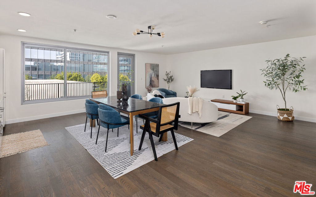 901 S Flower Street #607