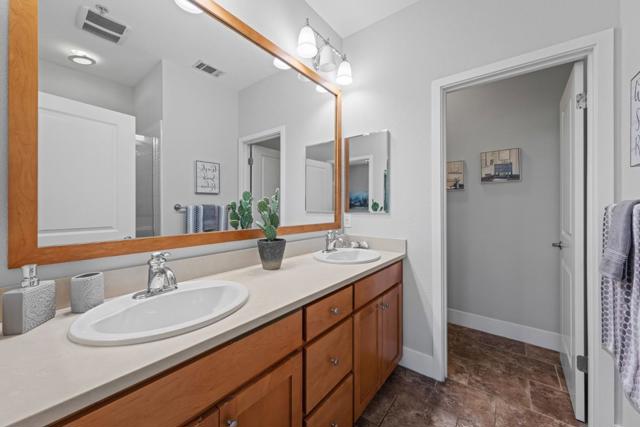 190 Triggs Lane, Morgan Hill CA: https://media.crmls.org/mediaz/55c5cff7-61bb-4d57-98cd-816e89fcbebb.jpg