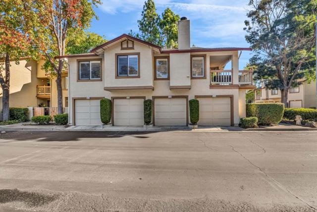 38784 Huntington Circle, Fremont CA: https://media.crmls.org/mediaz/55c67dab-6554-4a2e-aff2-90e190332105.jpg