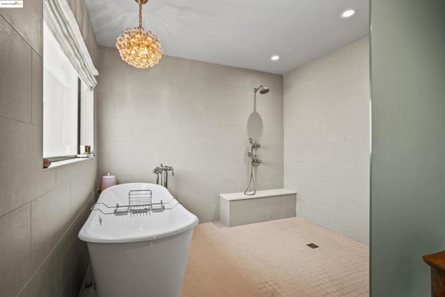 379 Yukon Way, Livermore CA: https://media.crmls.org/mediaz/55c827b5-5196-4ab4-970c-e10949b1fc86.jpg