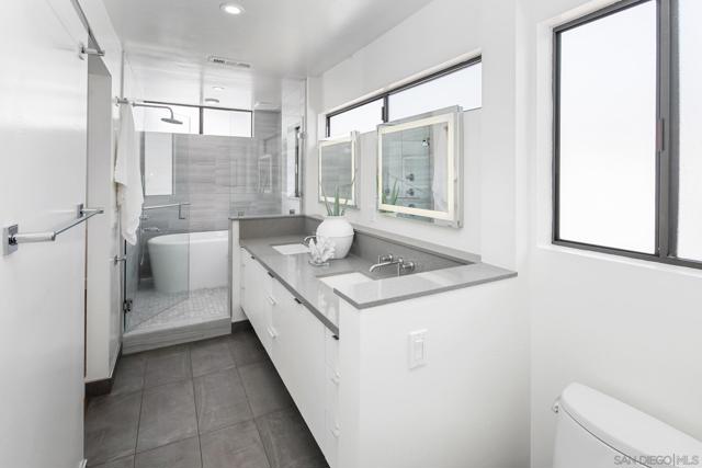 4465 GESNER STREET, San Diego CA: https://media.crmls.org/mediaz/55c8f436-ae10-4fb7-9259-e6b8cd7e493d.jpg